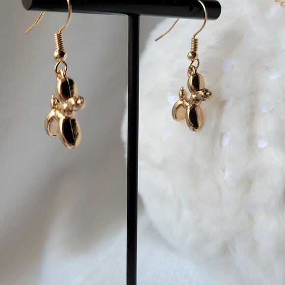 Balloon Dog Earring and Necklace Set - Picture 4 of 4